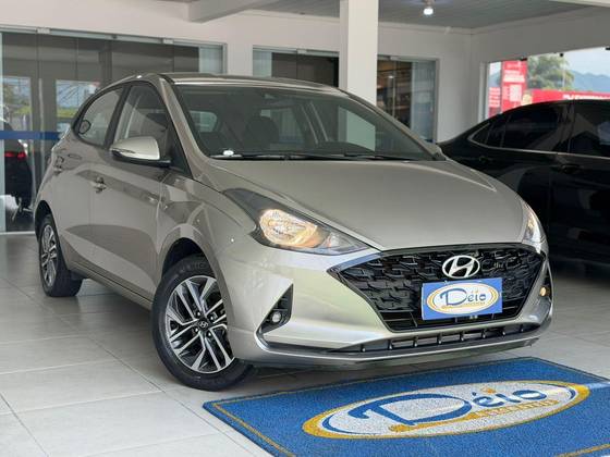 HYUNDAI HB20 1.0 12V FLEX EVOLUTION MANUAL HYUNDAI HB20 1.0 12V FLEX EVOLUTION MANUAL